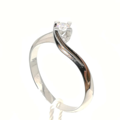 anello solitario valentine in oro bianco e diamanti pg gioielli