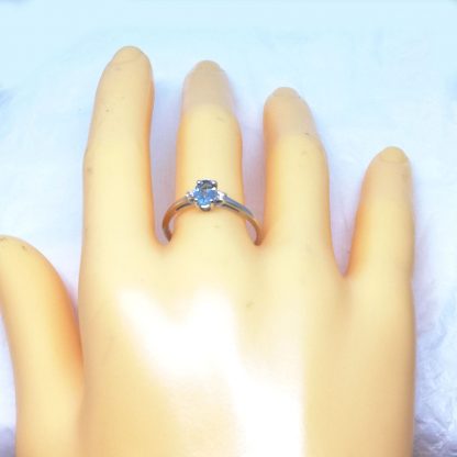 anstonea. 1 (4)anello donna in oro bianco acqua marina e diamanti pg gioielli