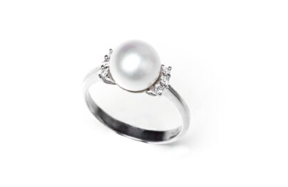 anello in oro bianco e perle acqua dolce diamanti genesia perle